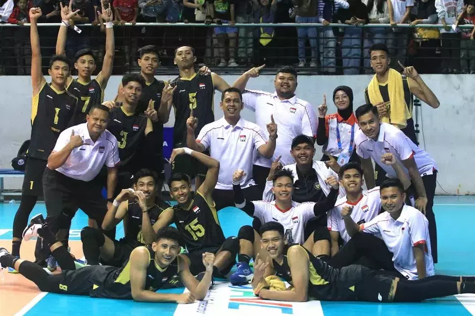 Timnas Indonesia lolos ke perempat final pul A Kejuaraan Bola Voli Asia Putra U-20 atau AVC 22nd Asian Men's U-20 Volleyball Championship.