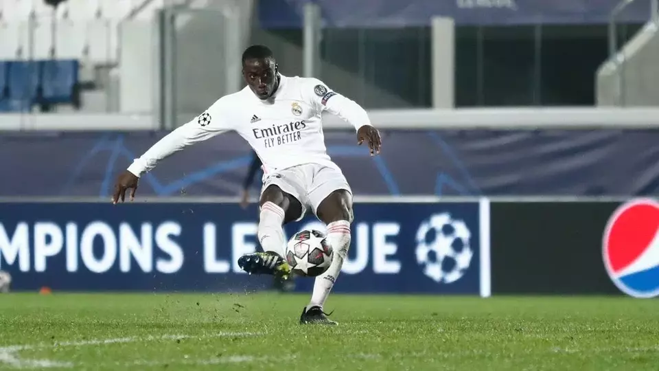 Bek Real Madrid Ferland Mendy.